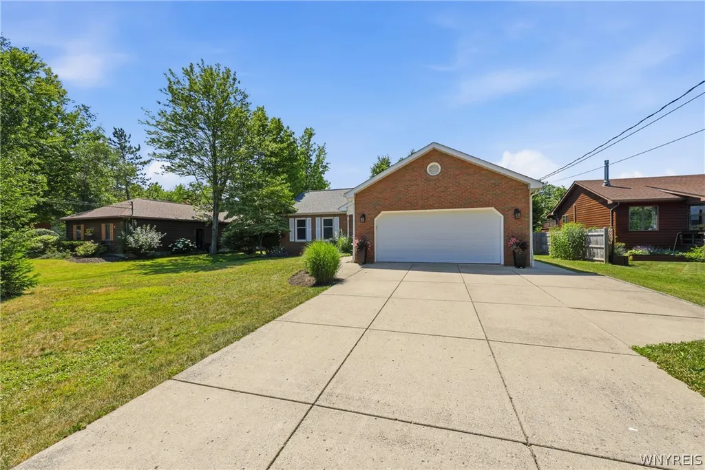Property at 6370 Versailles Road, Hamburg, NY 14085