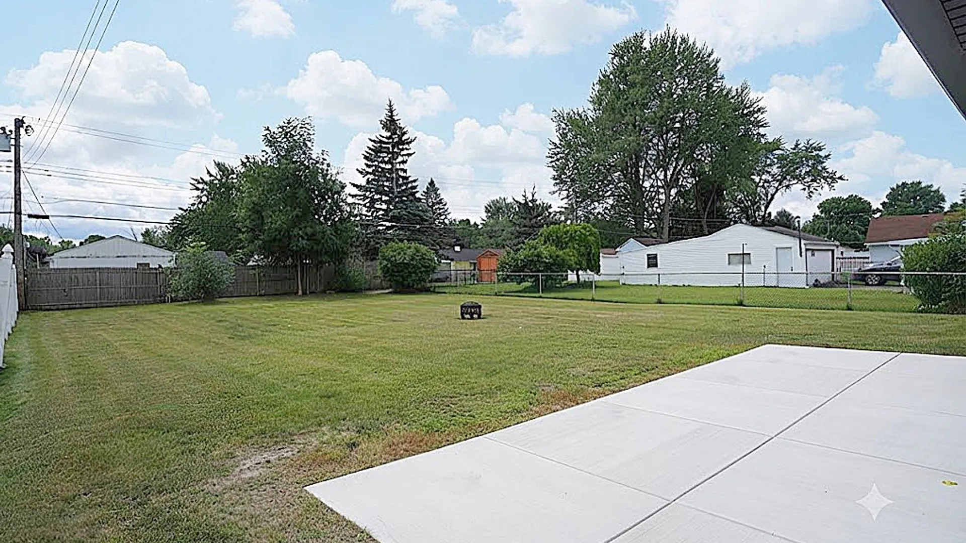 Property at 1733 Leah Drive, North Tonawanda, NY 14120 25