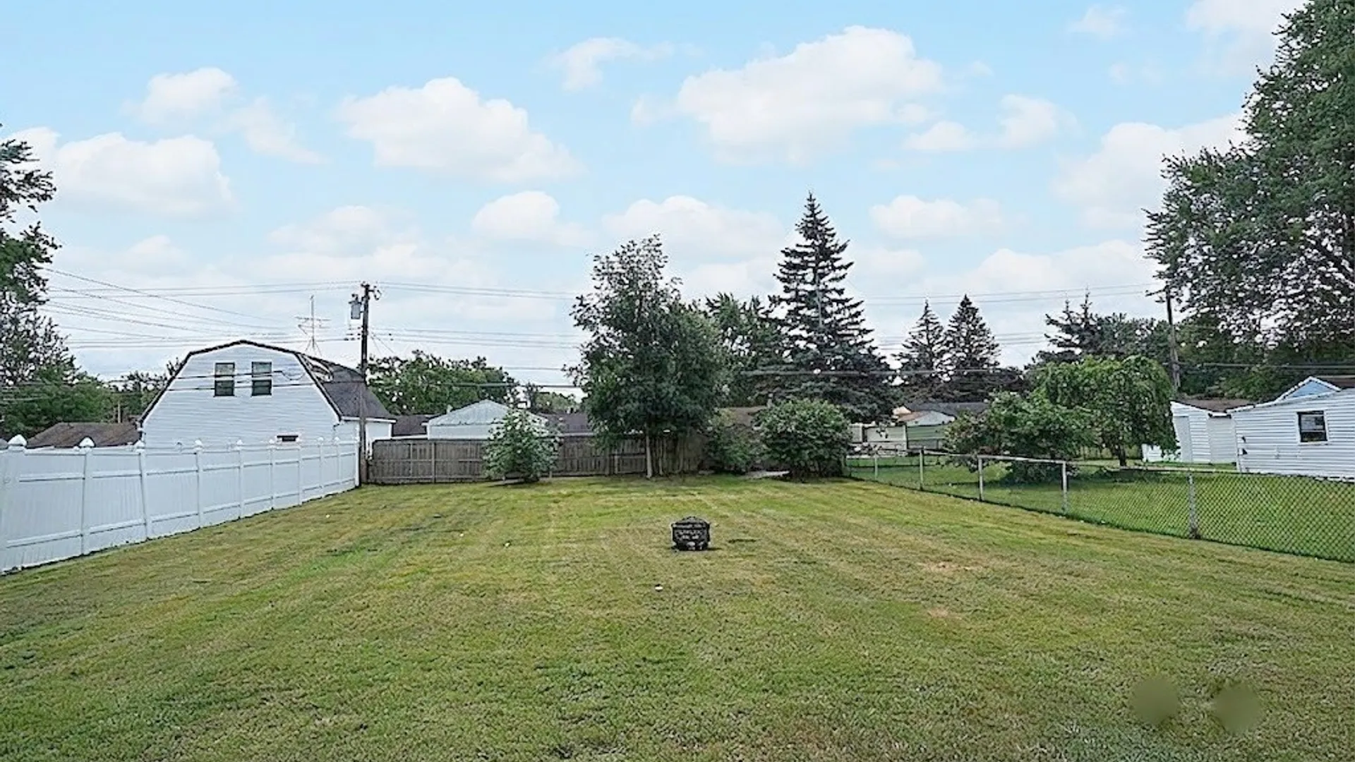 Property at 1733 Leah Drive, North Tonawanda, NY 14120 28
