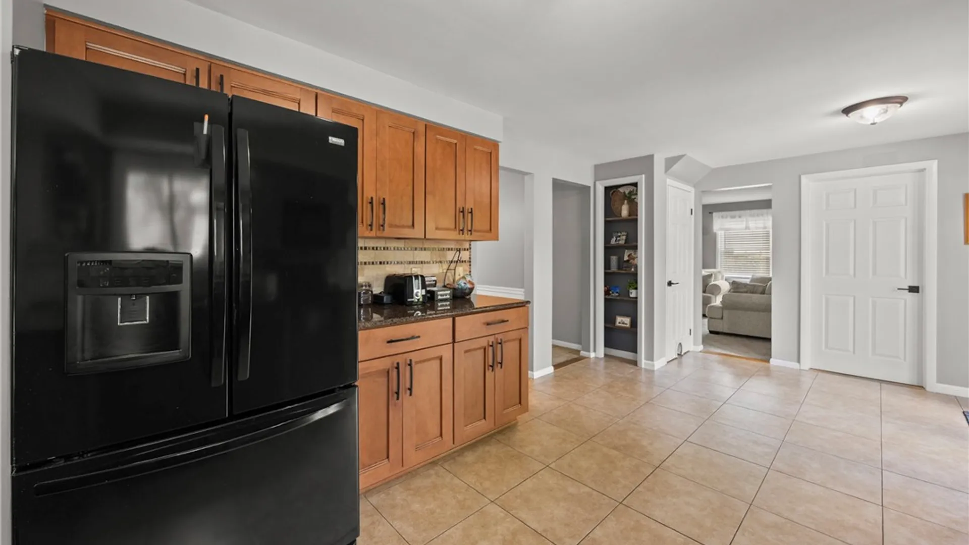 Property at 610 Vintage Lane, Greece, NY 14615 11