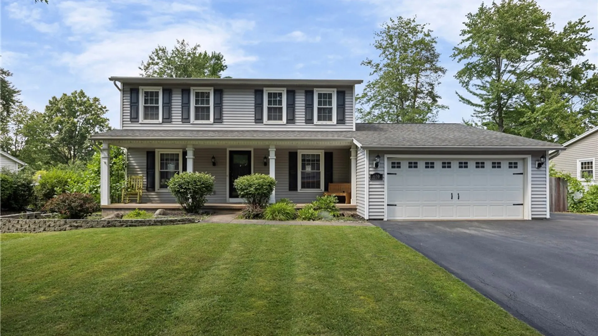 Property at 610 Vintage Lane, Greece, NY 14615 3