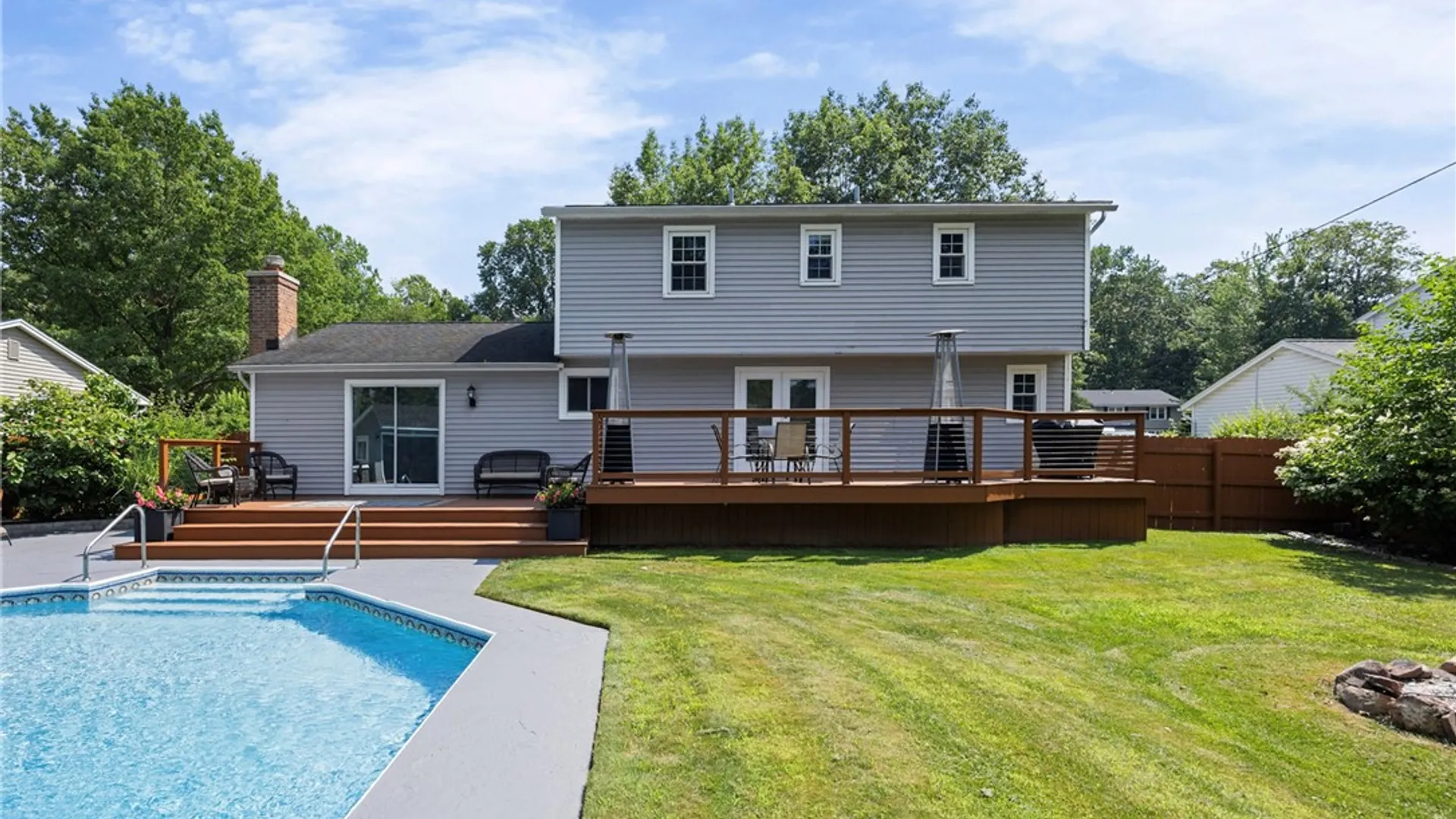 Property at 610 Vintage Lane, Greece, NY 14615 44