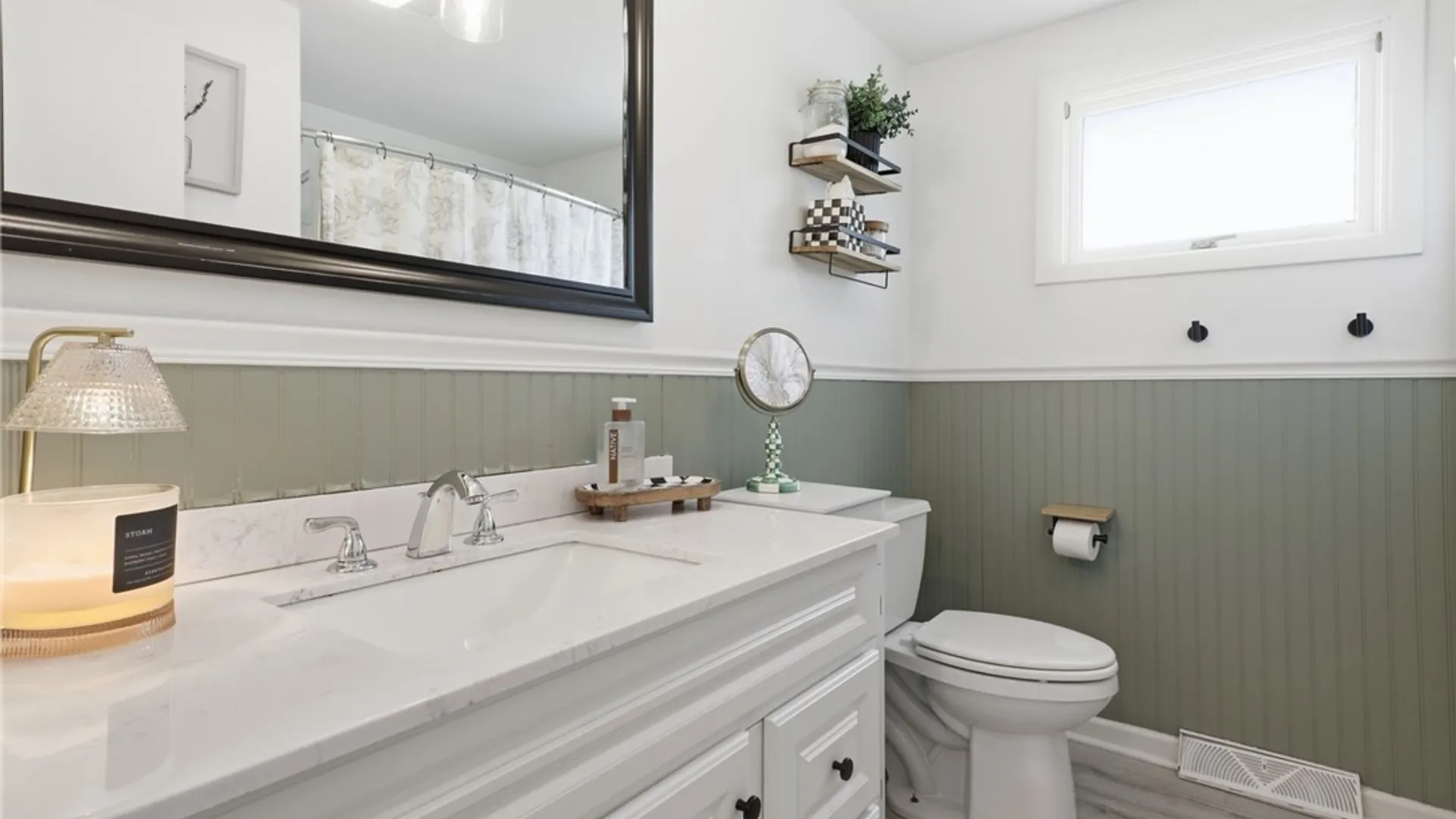Property at 256 Claudette Court, Cheektowaga, NY 14043 26