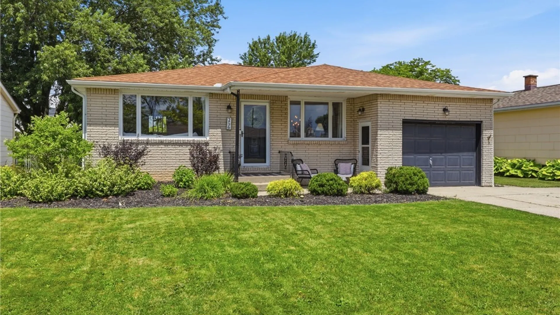 Property at 256 Claudette Court, Cheektowaga, NY 14043 3