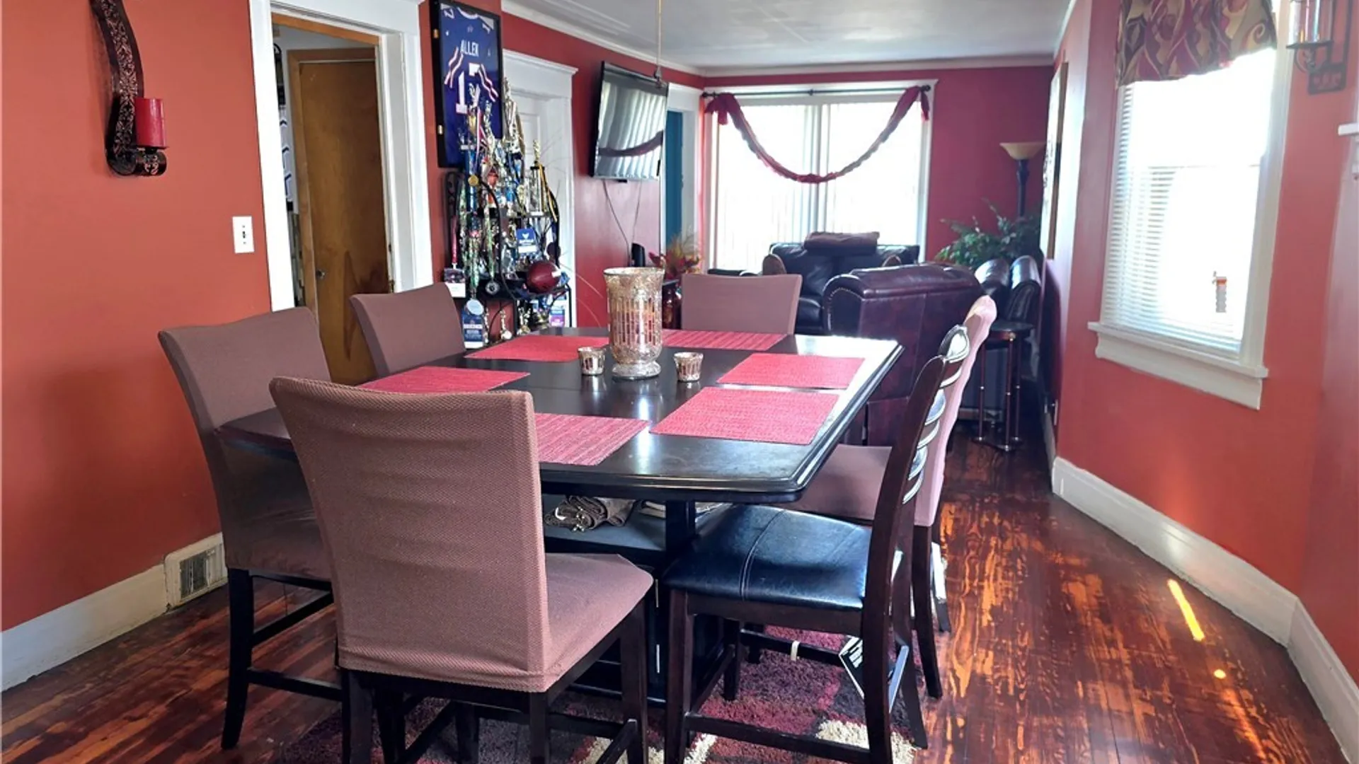 Property at 608 Wyoming Ave, Buffalo, NY 14215 7