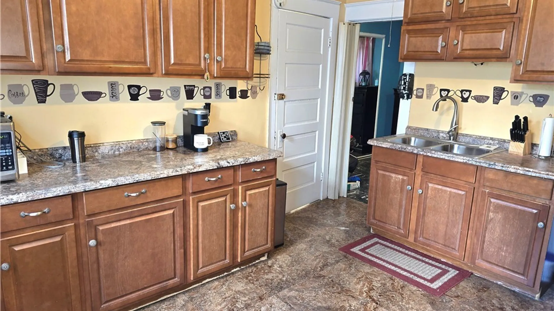 Property at 608 Wyoming Ave, Buffalo, NY 14215 4