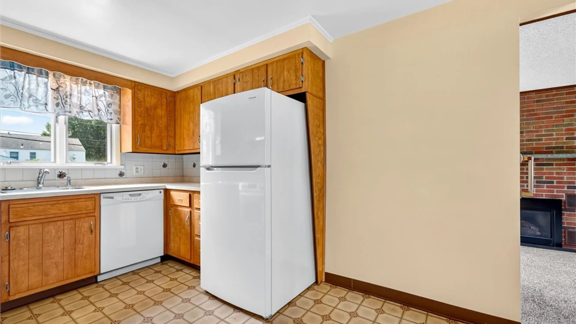 Property at 103 Laura Drive, Greece, NY 14626 10