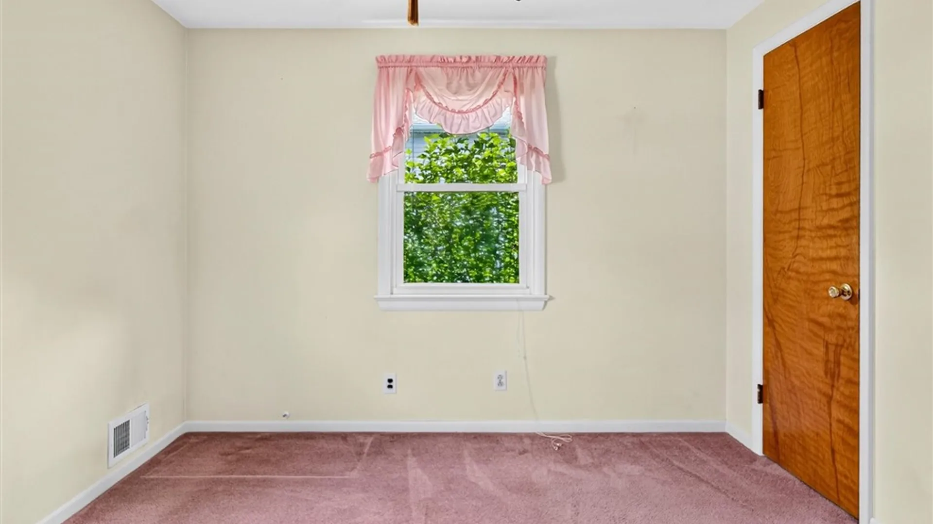 Property at 103 Laura Drive, Greece, NY 14626 27