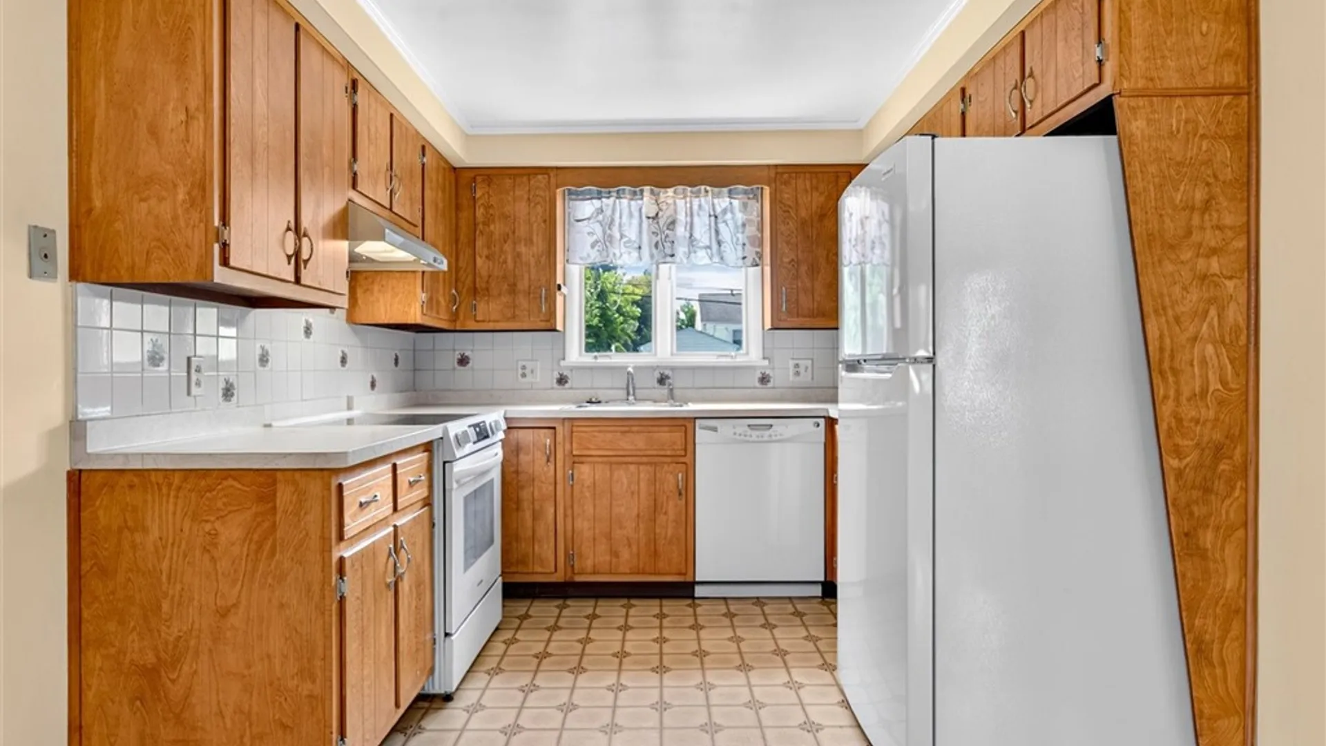 Property at 103 Laura Drive, Greece, NY 14626 9