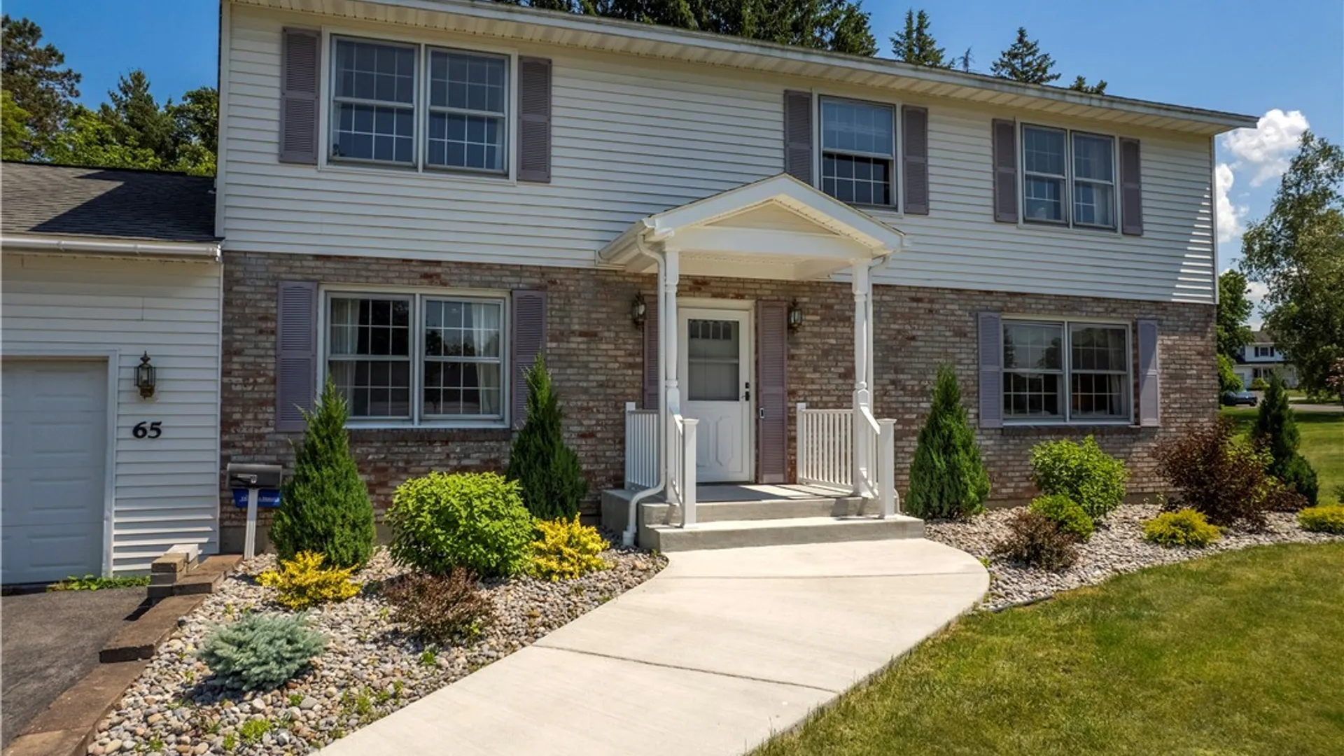 Property at 65 Woodberry Road, New Hartford, NY 13413 4