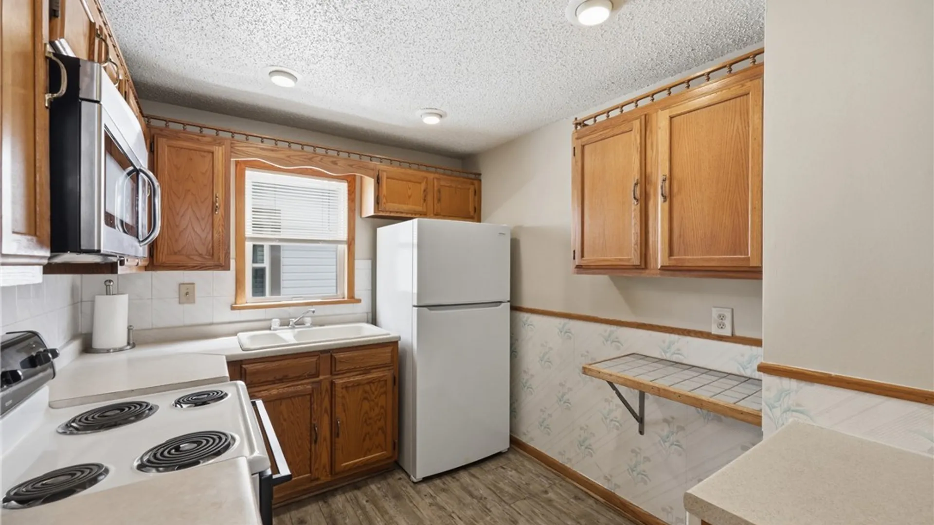 Property at 218 Sanders Road, Buffalo, NY 14216 10