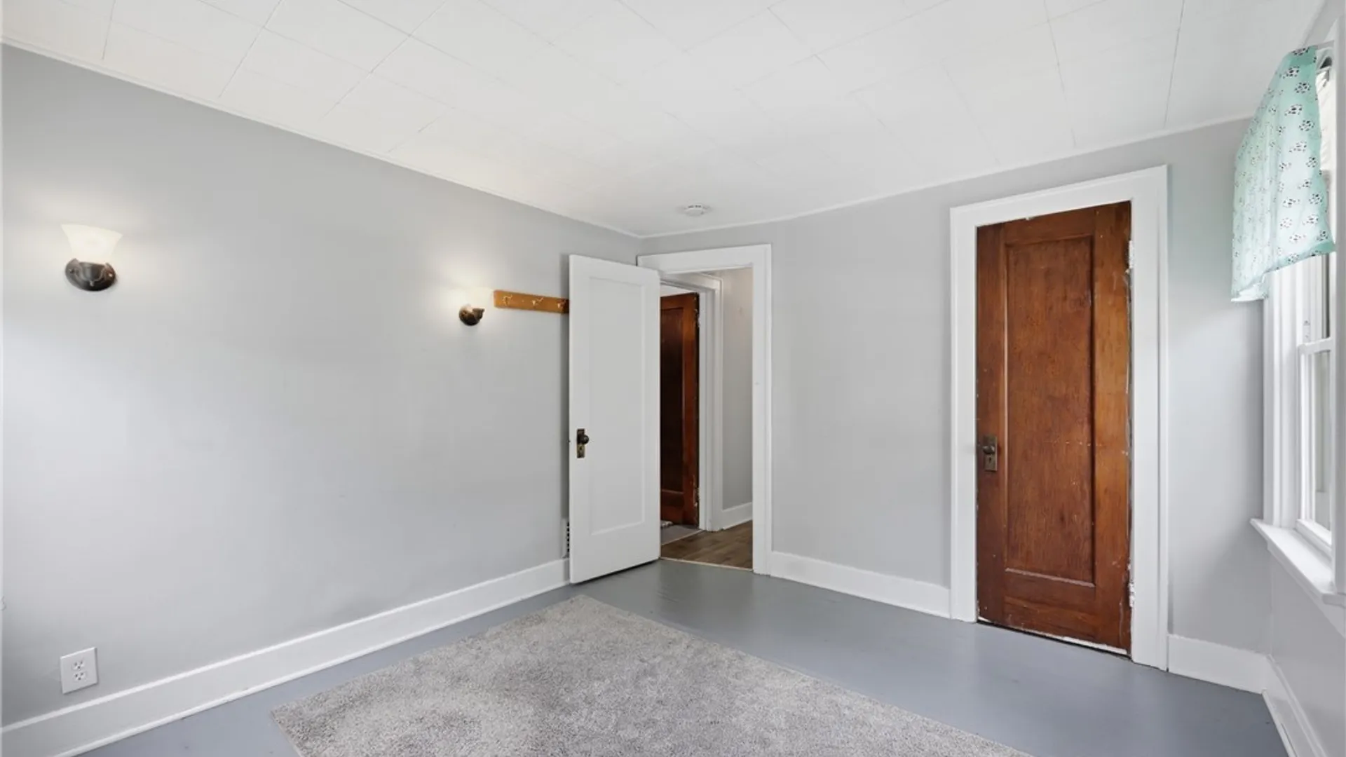 Property at 218 Sanders Road, Buffalo, NY 14216 28
