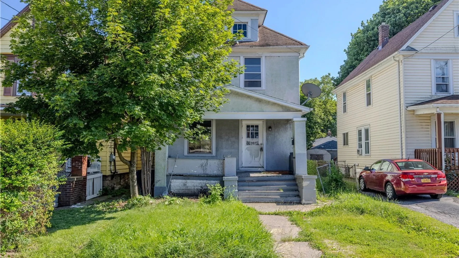 Property at 1703 Niagara Street, Niagara Falls, NY 14303 2