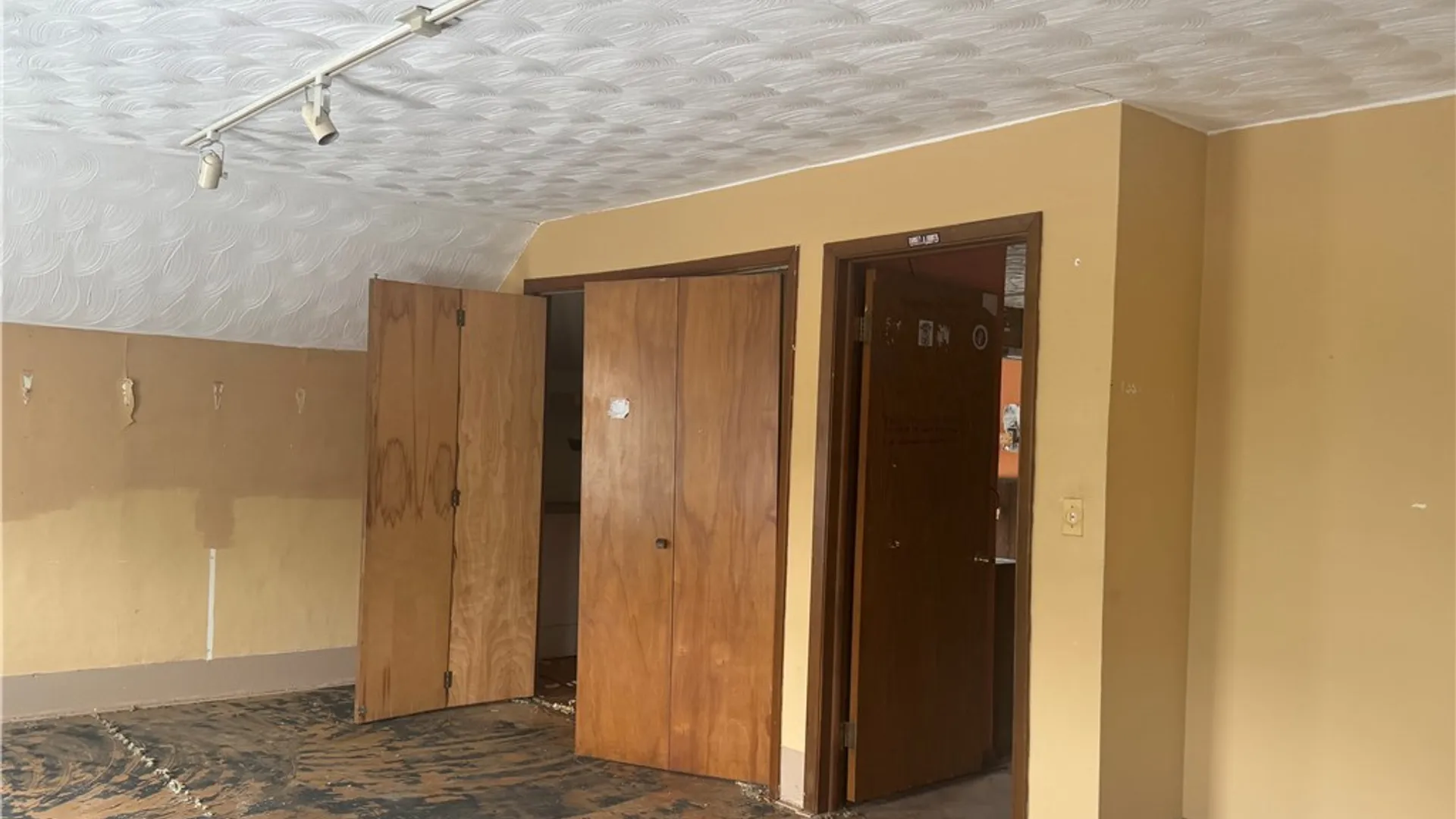 Property at 366 Ontario Street, Buffalo, NY 14207 26