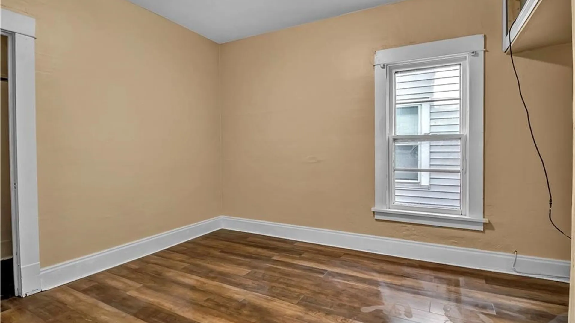 Property at 72 Remoleno Street, Buffalo, NY 14220 5