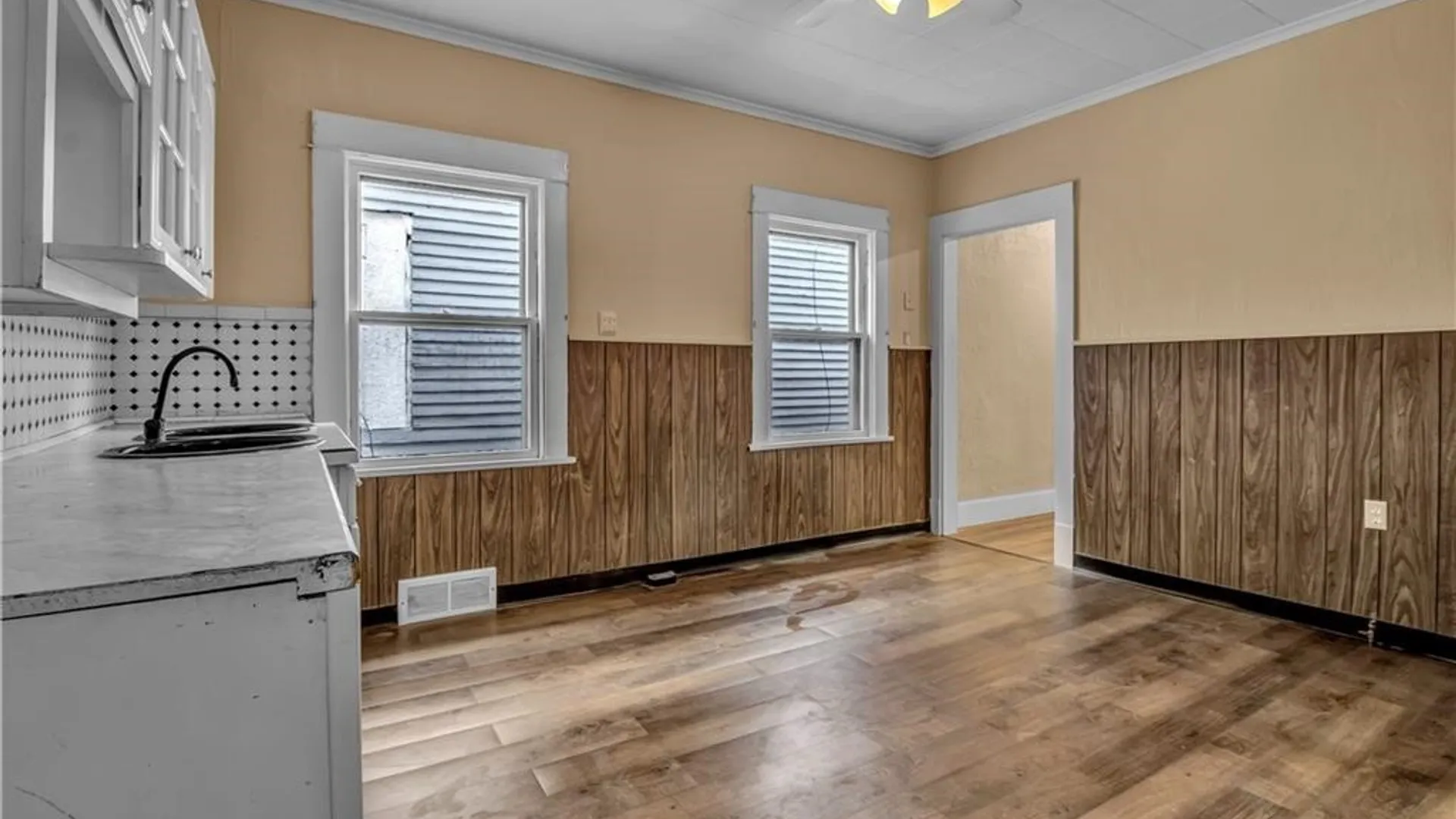 Property at 72 Remoleno Street, Buffalo, NY 14220 12