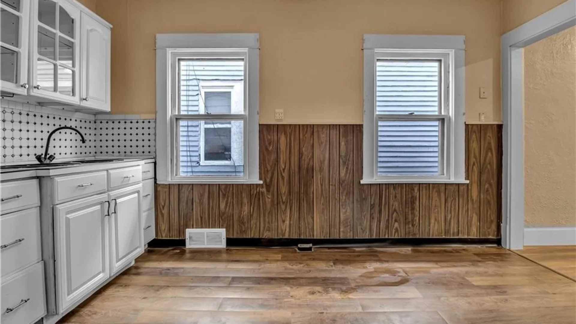 Property at 72 Remoleno Street, Buffalo, NY 14220 13