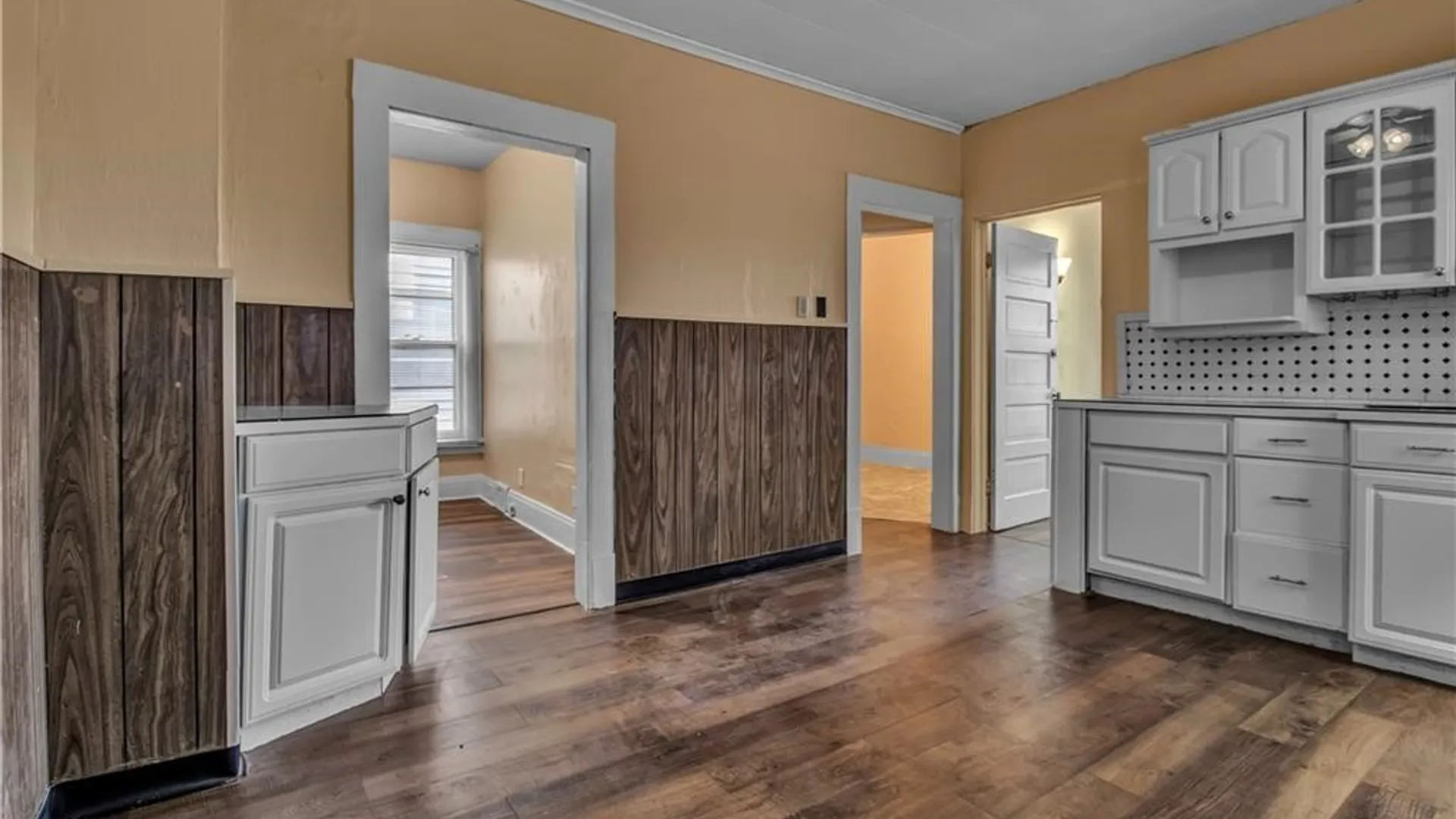 Property at 72 Remoleno Street, Buffalo, NY 14220 15