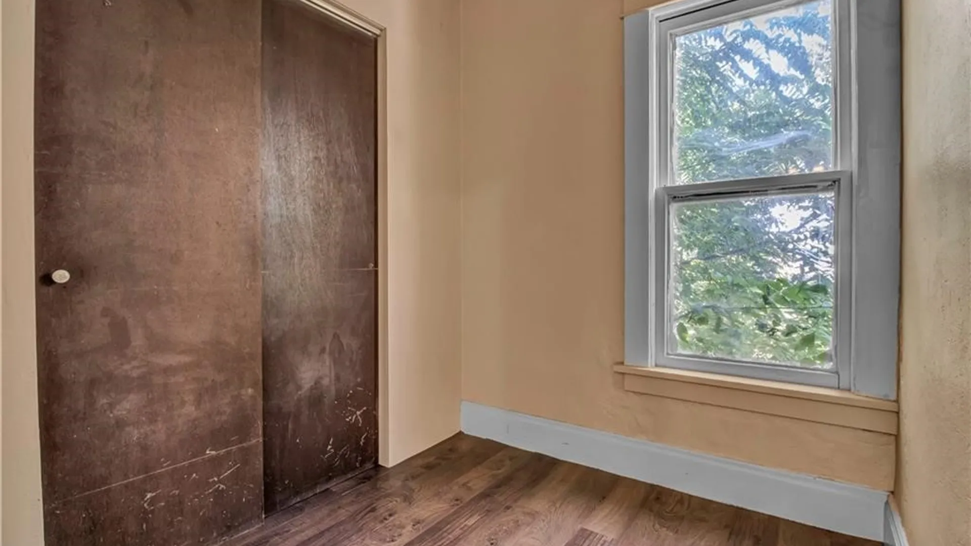Property at 72 Remoleno Street, Buffalo, NY 14220 32