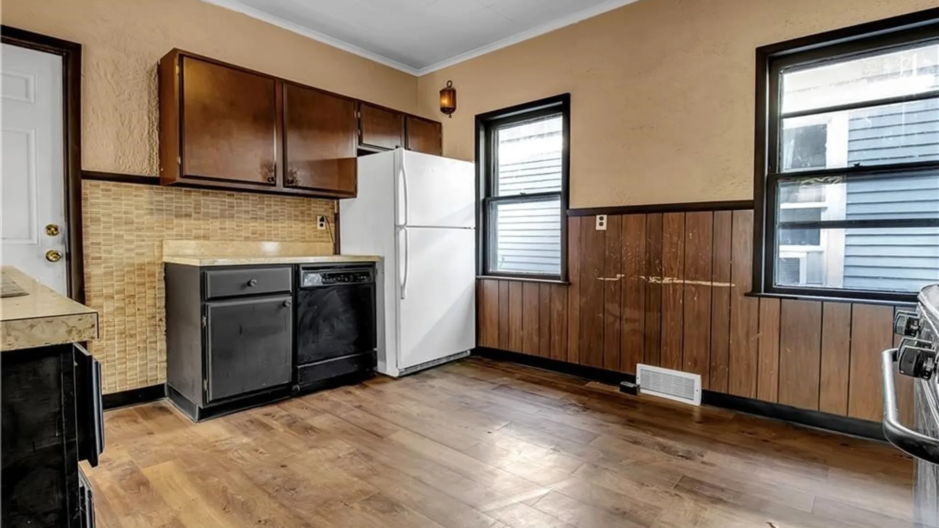 Property at 72 Remoleno Street, Buffalo, NY 14220 36