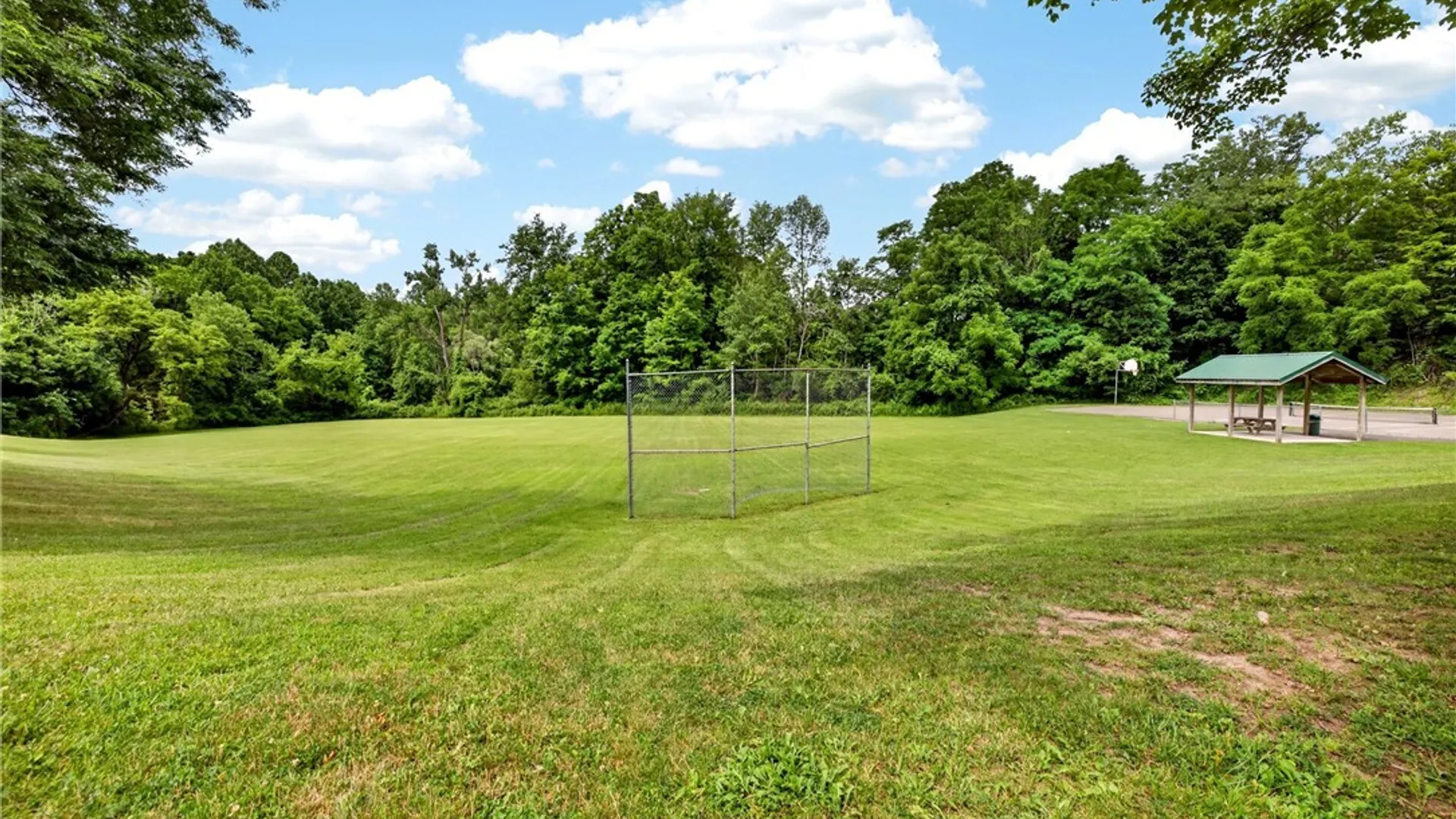 Property at 105 Cashin Drive, Manlius, NY 13066 44