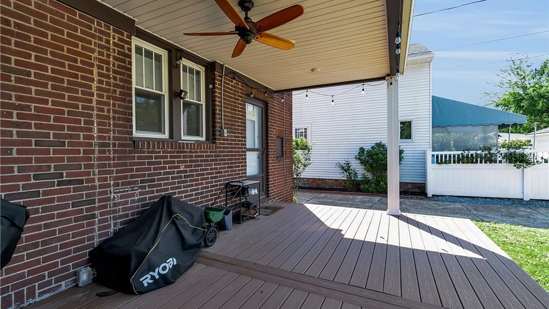 Property at 70 Radcliffe Road, Buffalo, NY 14214 13