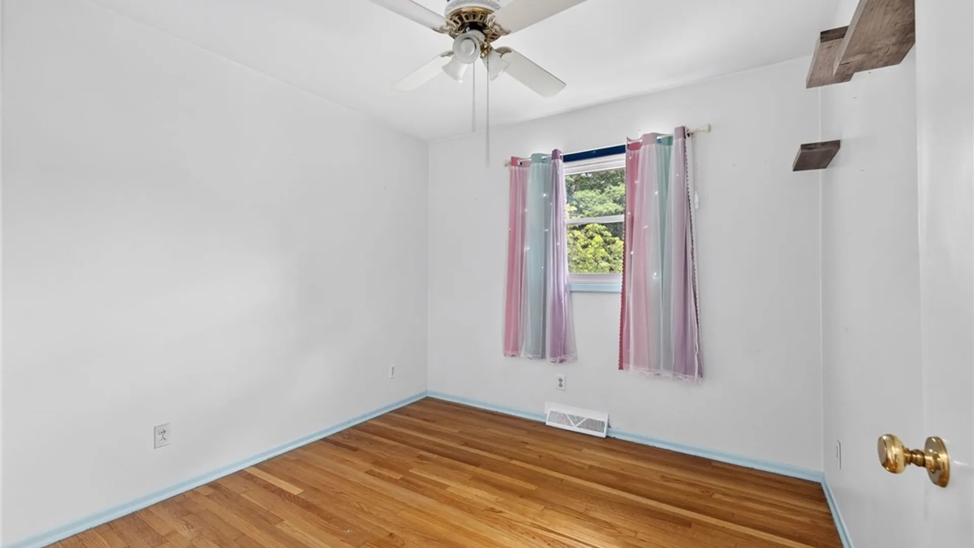 Property at 136 Holiday Lane, Canandaigua City, NY 14424 22