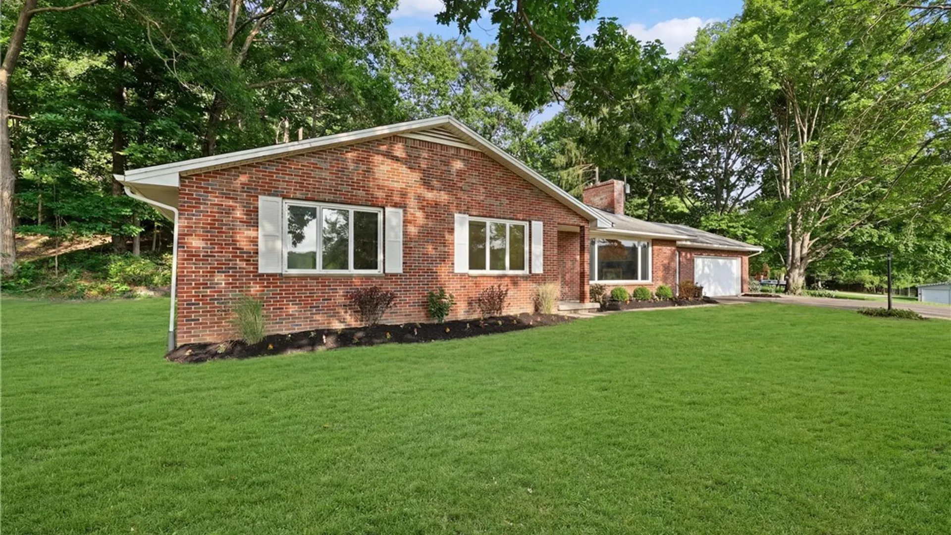 Property at 8117 State Road, Boston, NY 14075 2