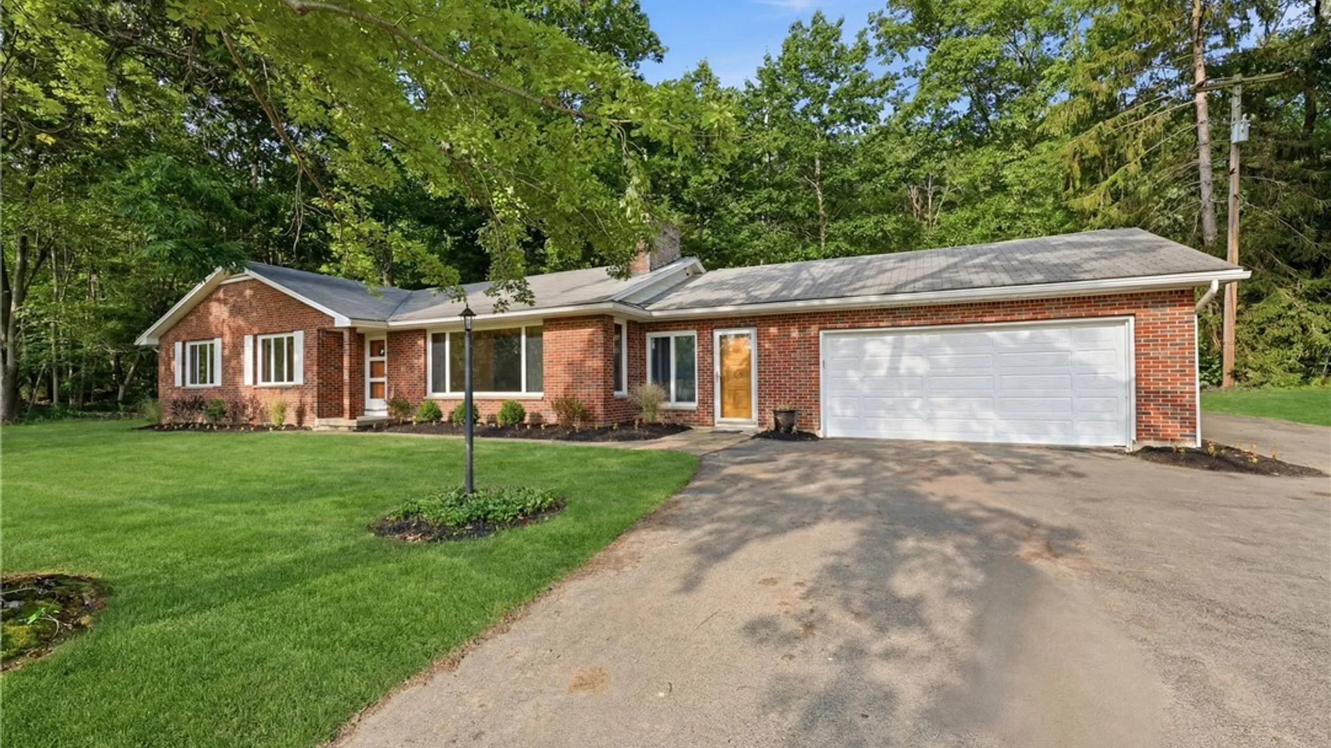 Property at 8117 State Road, Boston, NY 14075 3