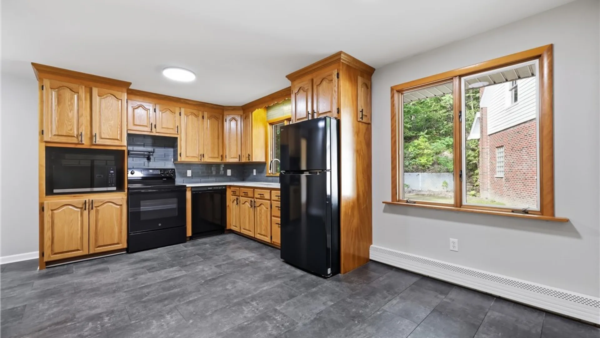 Property at 8117 State Road, Boston, NY 14075 8