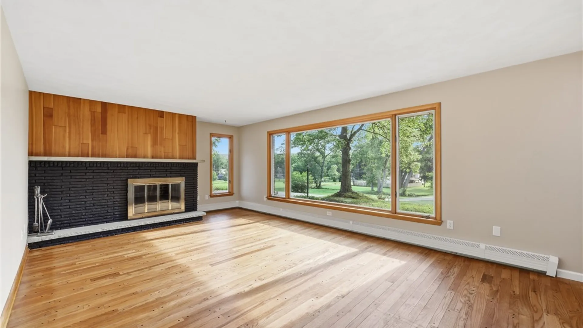 Property at 8117 State Road, Boston, NY 14075 14