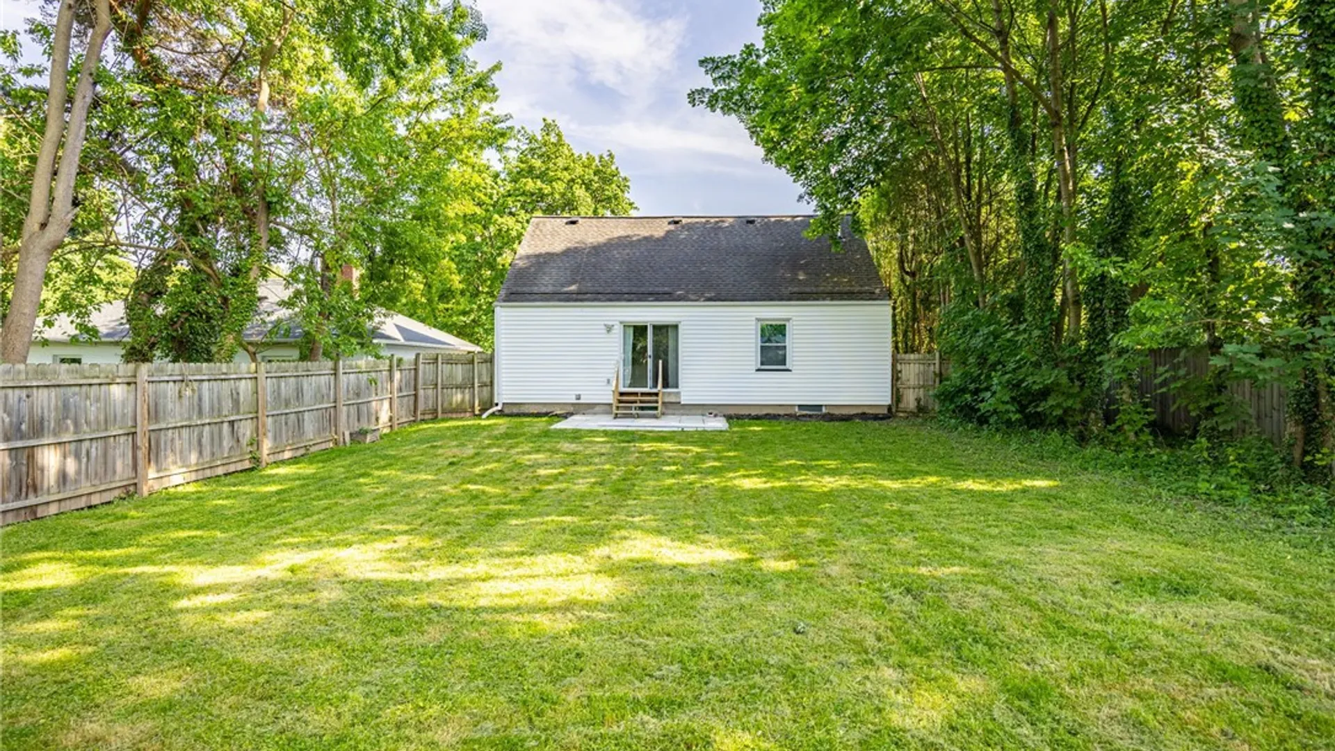 Property at 70 Highwood Road, Irondequoit, NY 14609 16