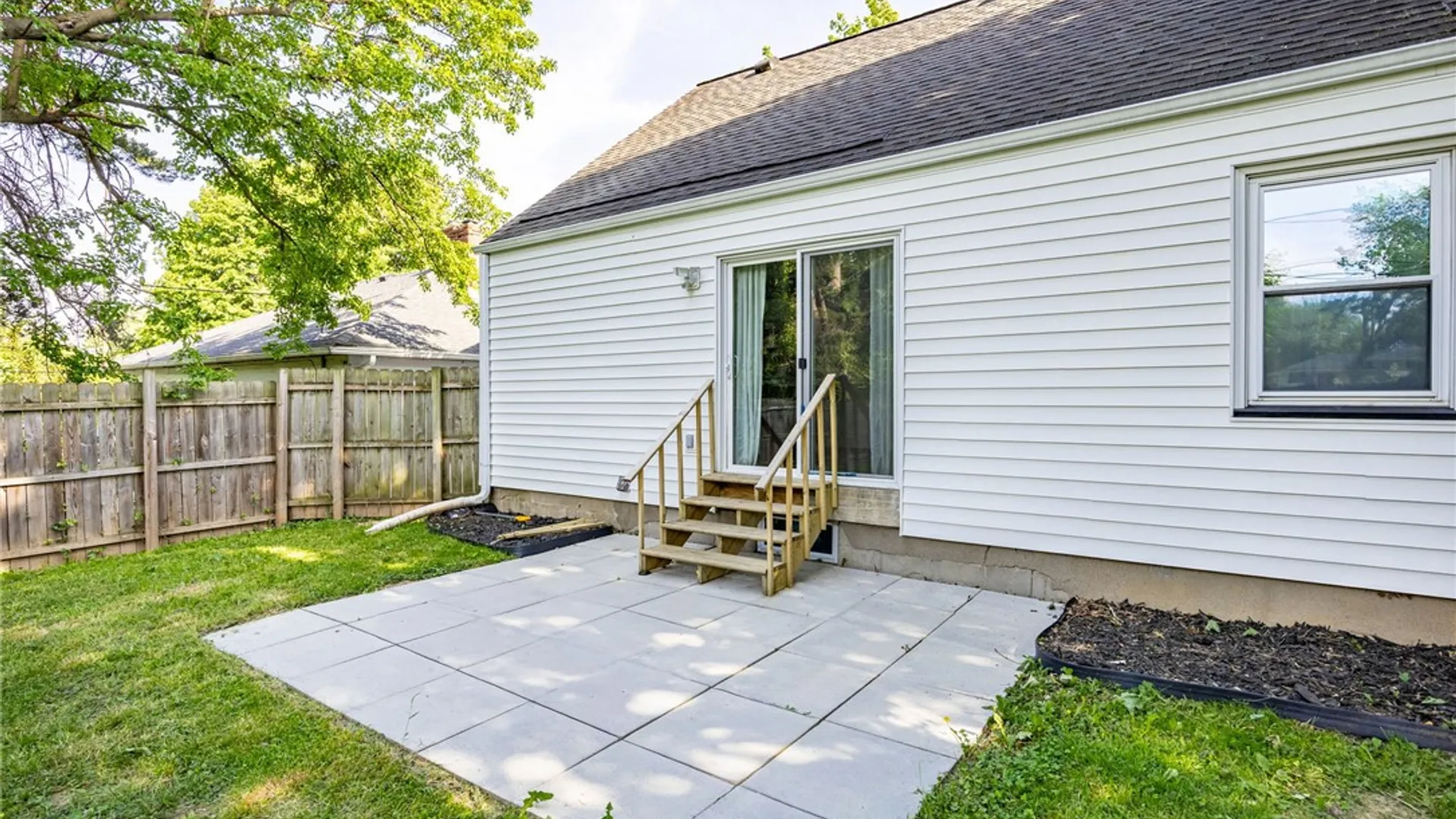 Property at 70 Highwood Road, Irondequoit, NY 14609 18