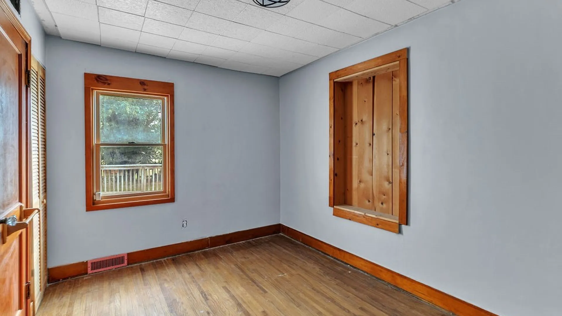 Property at 23 Cherry Lane, Cheektowaga, NY 14225 17