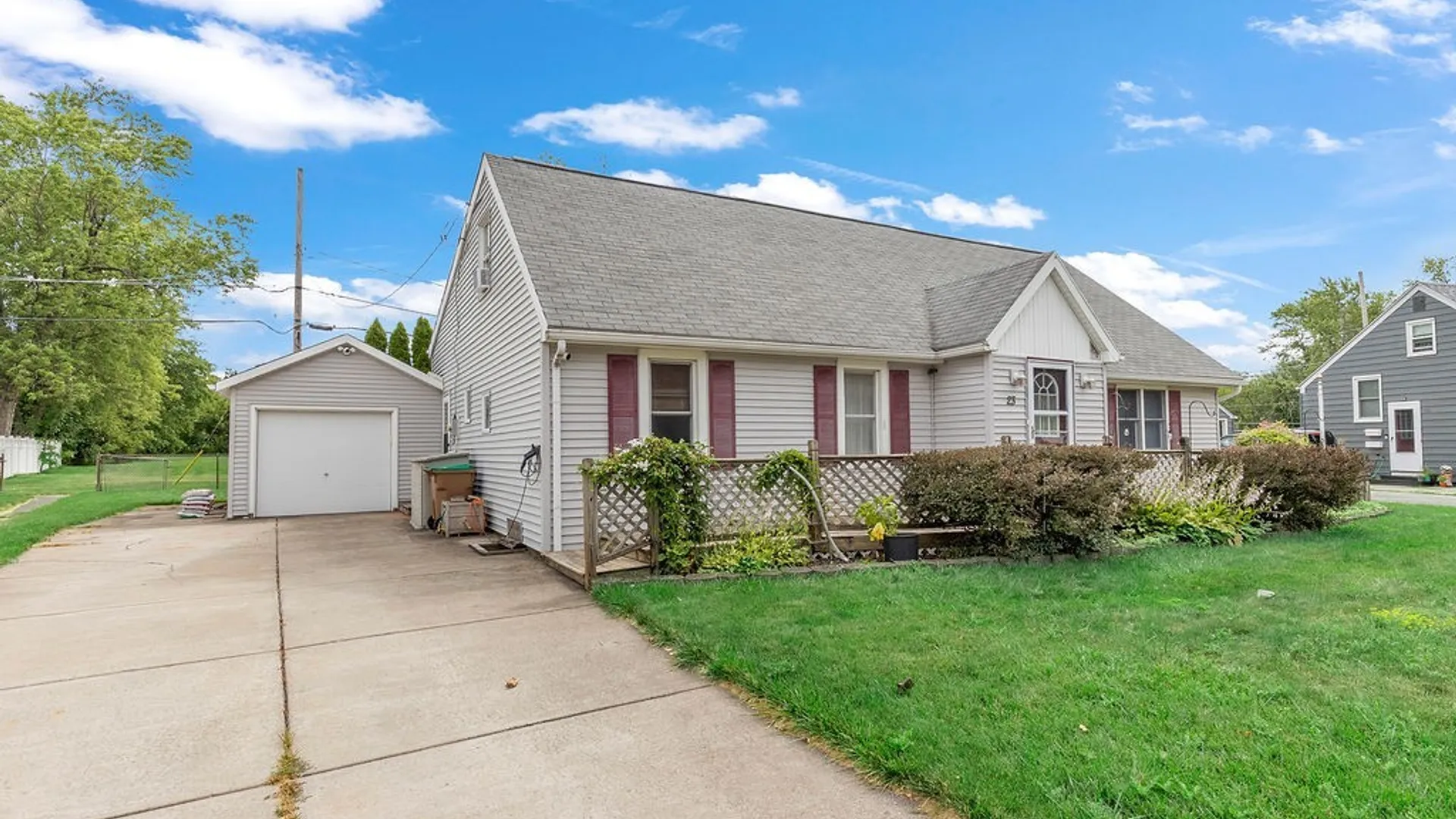 Property at 23 Cherry Lane, Cheektowaga, NY 14225 33