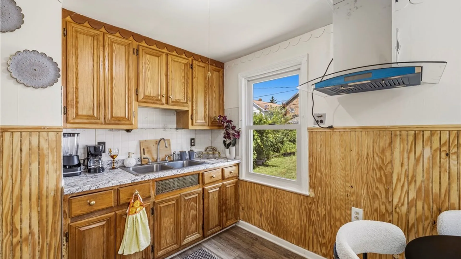 Property at 358 Hastings Avenue, Buffalo, NY 14215 17