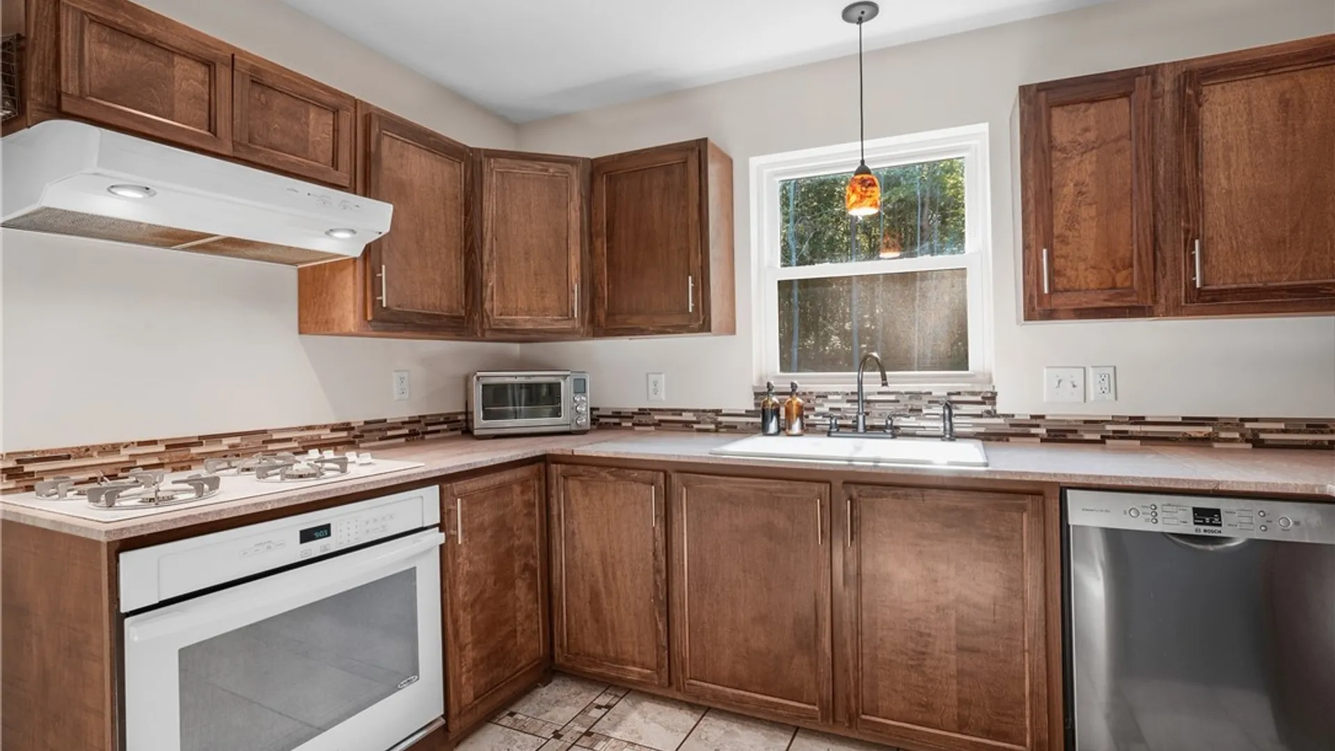 Property at 612 Adams Avenue, Evans, NY 14006 10