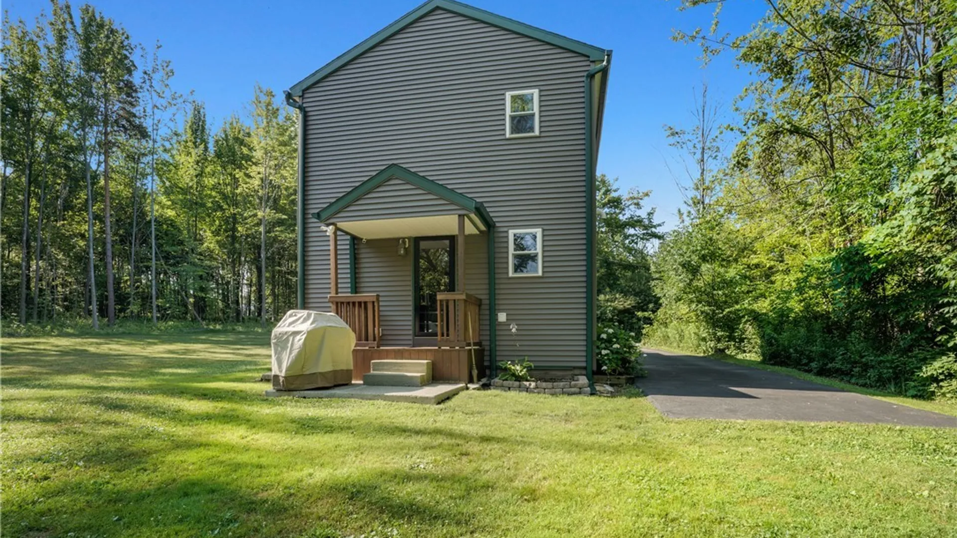 Property at 612 Adams Avenue, Evans, NY 14006 23