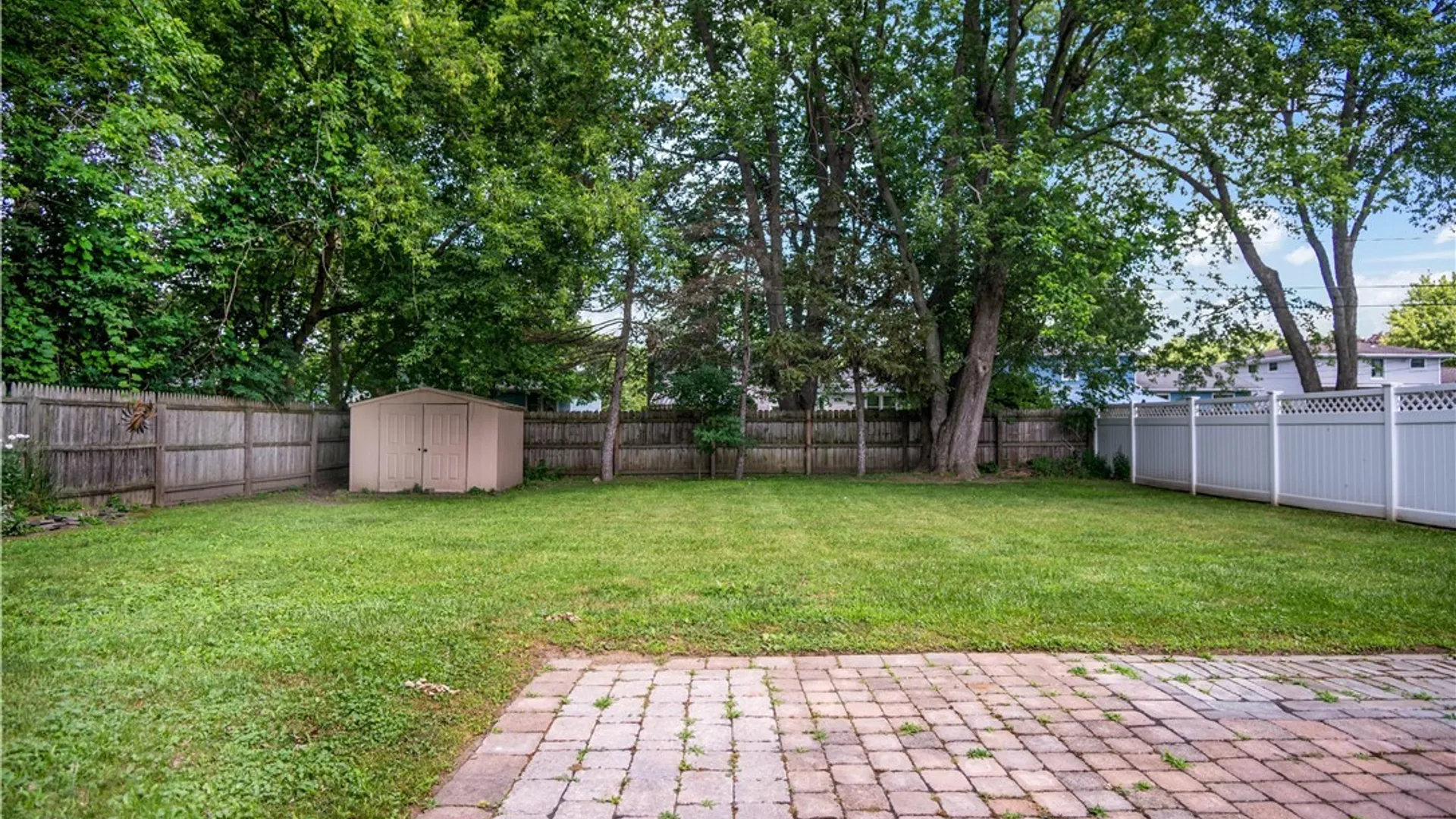 Property at 82 Bucyrus Drive, Amherst, NY 14228 32