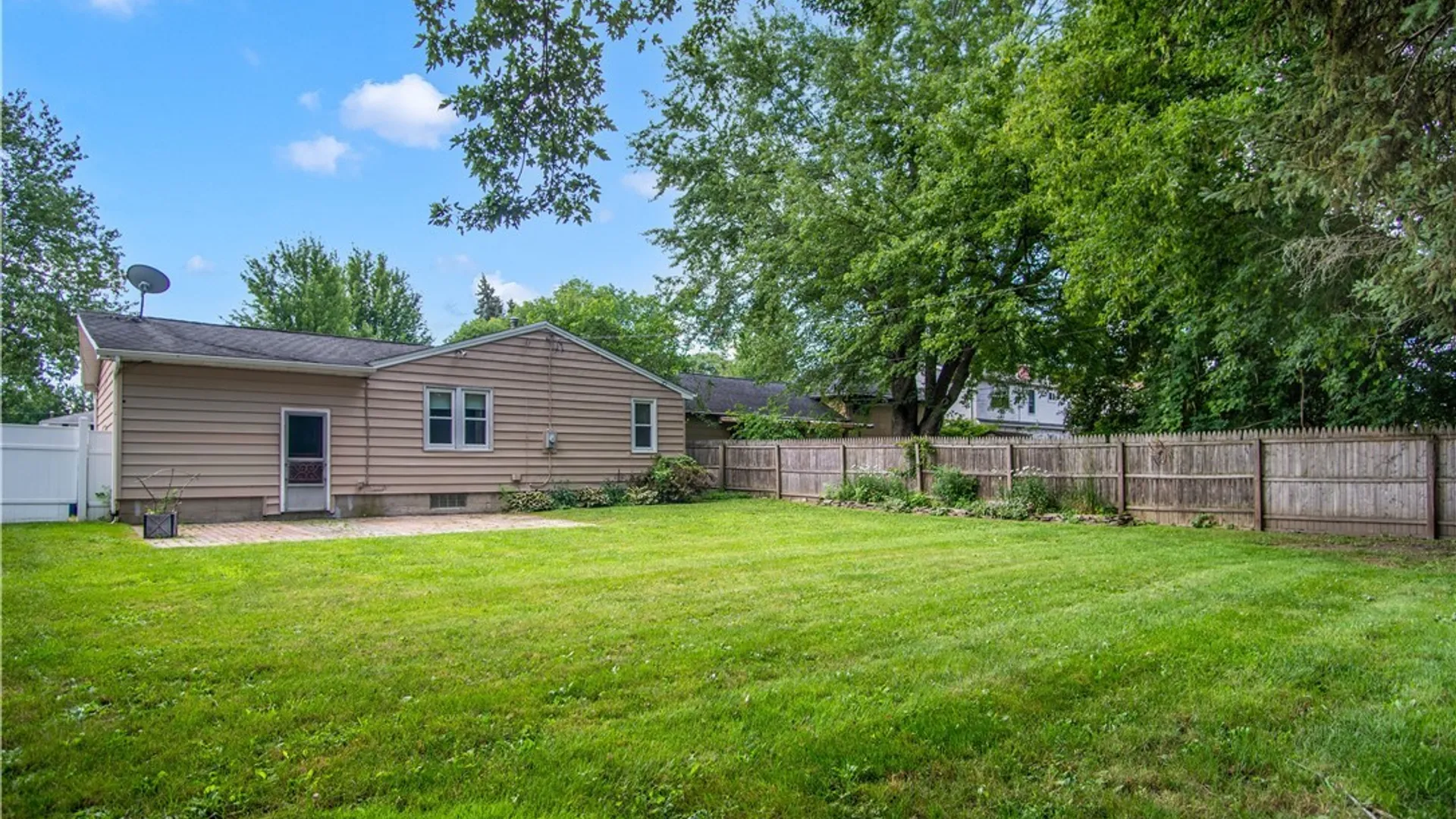 Property at 82 Bucyrus Drive, Amherst, NY 14228 37