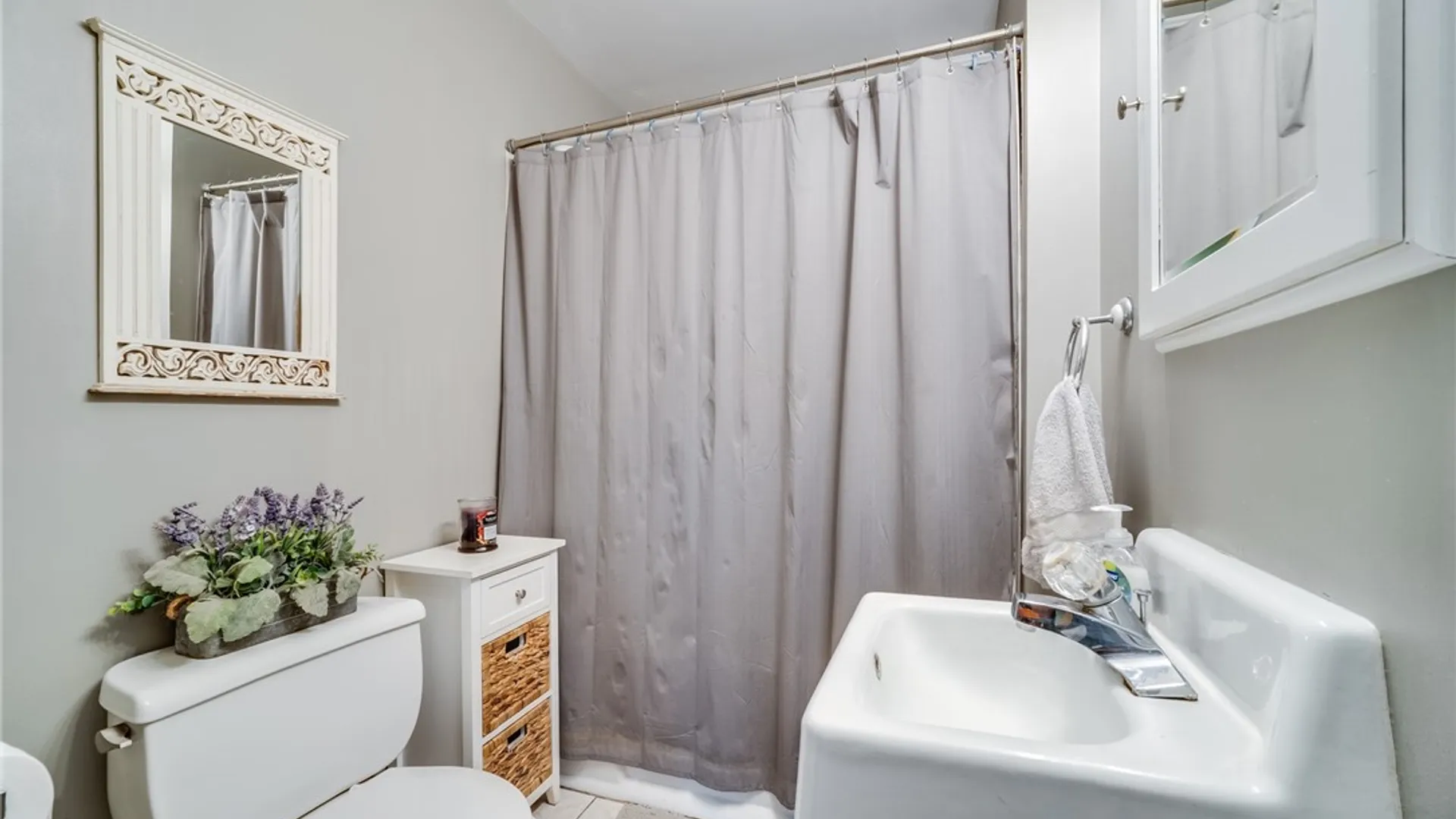 Property at 51 Wendhurst Drive, Greece, NY 14616 9
