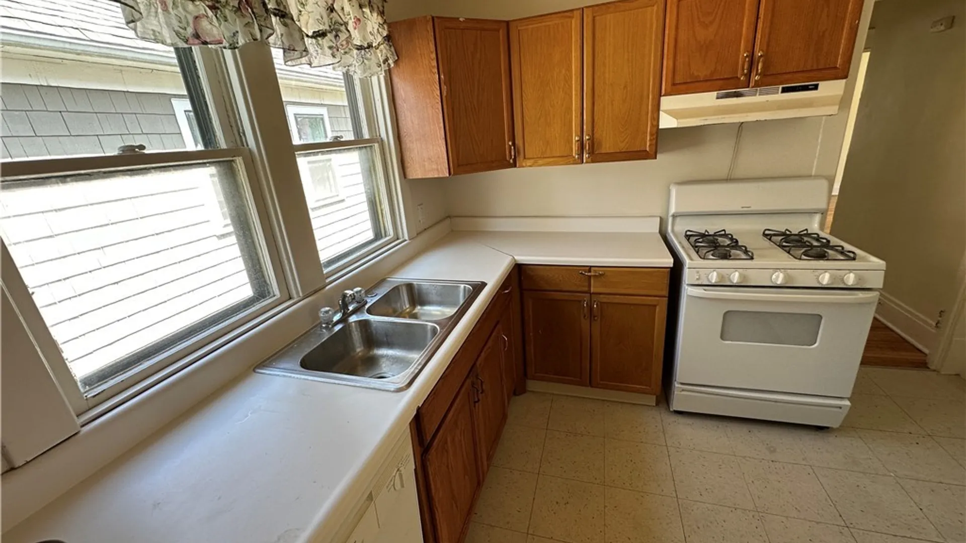 Property at 394 Taunton Place, Buffalo, NY 14216 17