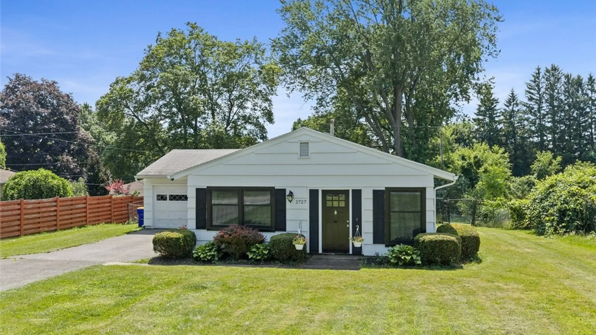 Property at 2727 Chili Ave, Chili, NY 14624 3