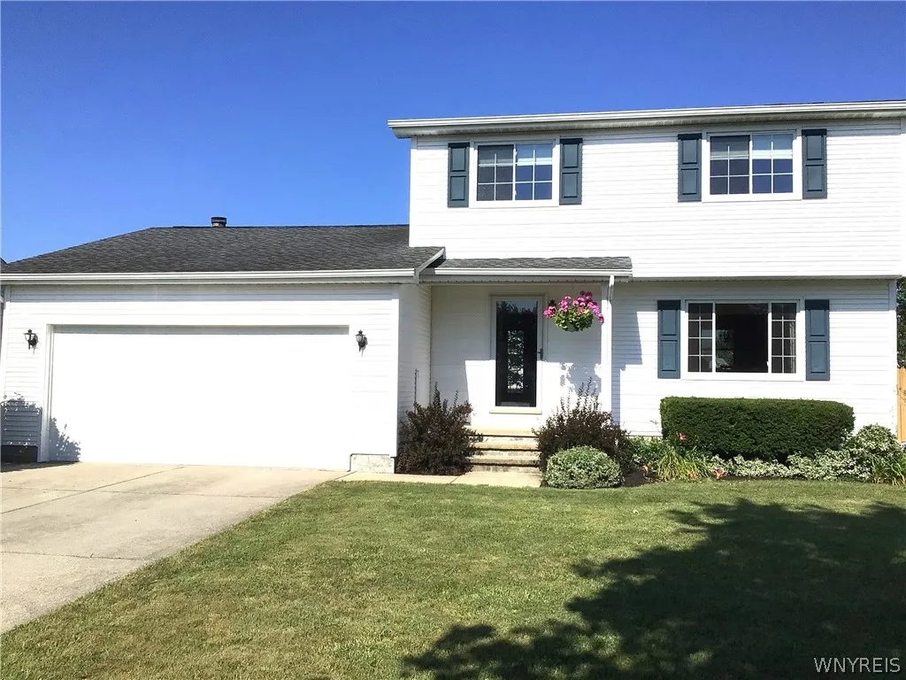 Property at 6377 Mayflower Lane, Hamburg, NY 14085
