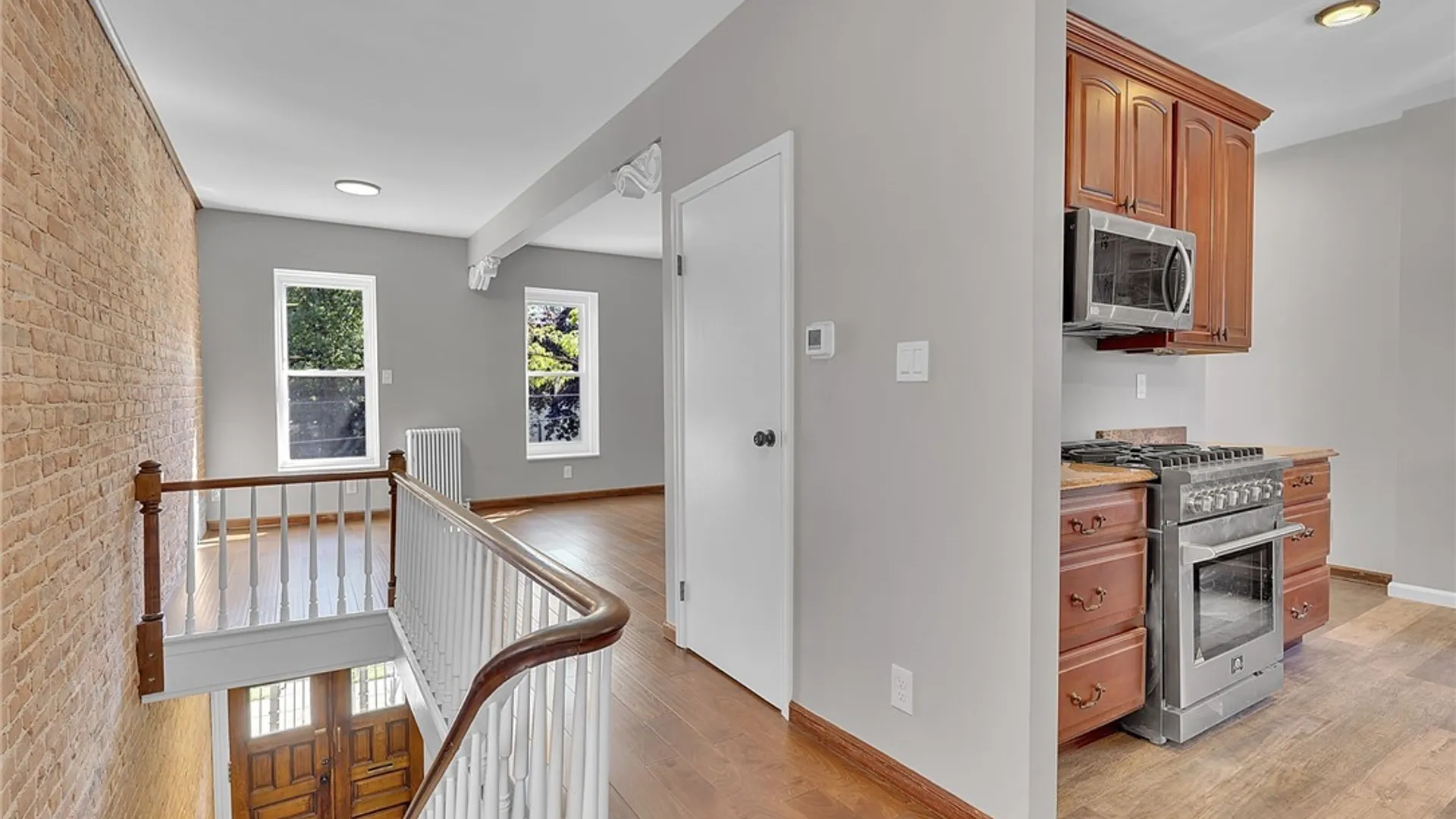 Property at 30 Whitney Place, Buffalo, NY 14201 10