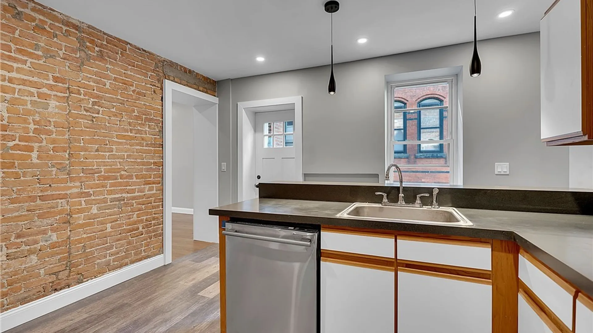 Property at 30 Whitney Place, Buffalo, NY 14201 47