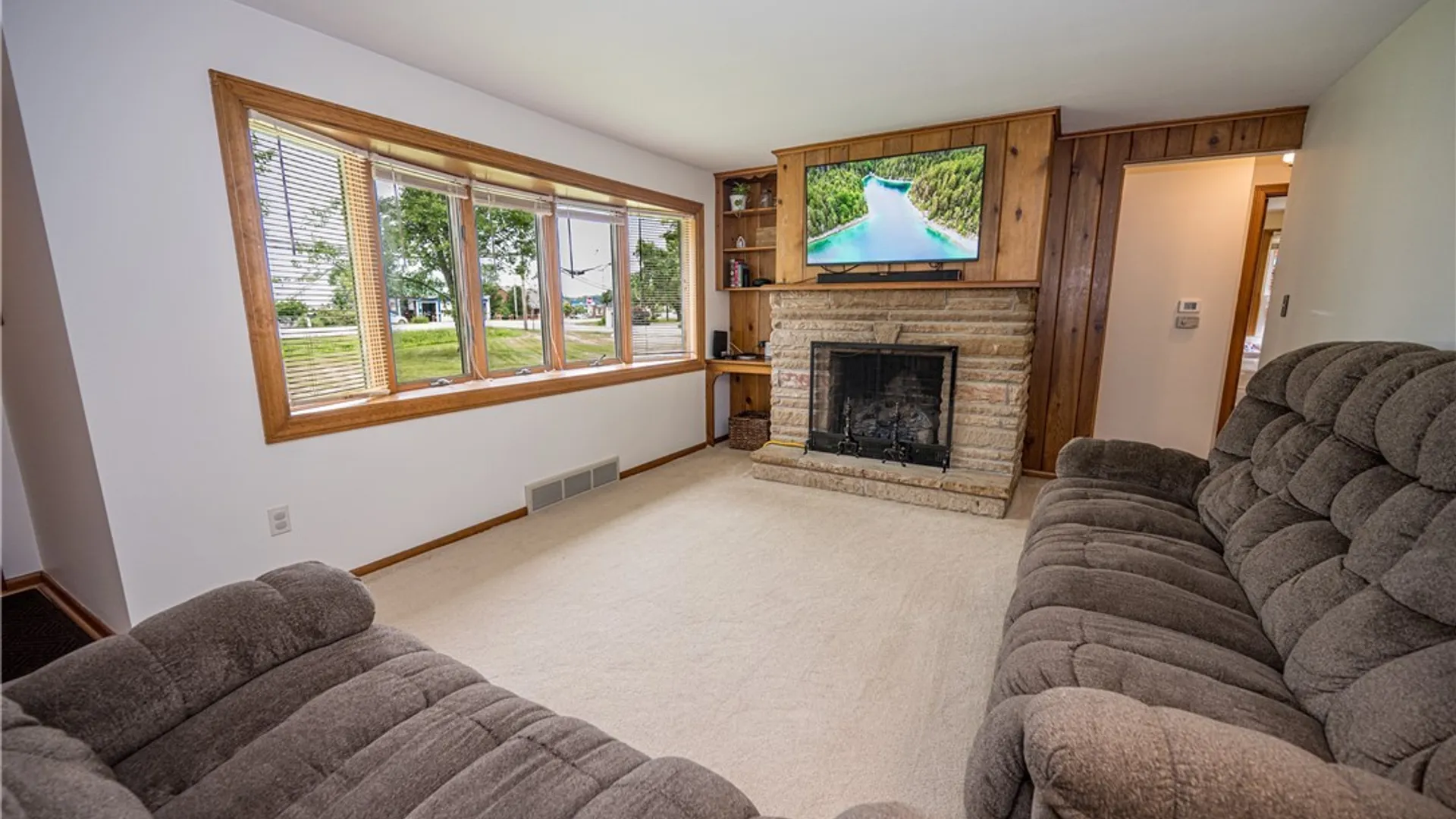 Property at 7093 Boston State Road, Boston, NY 14075 8