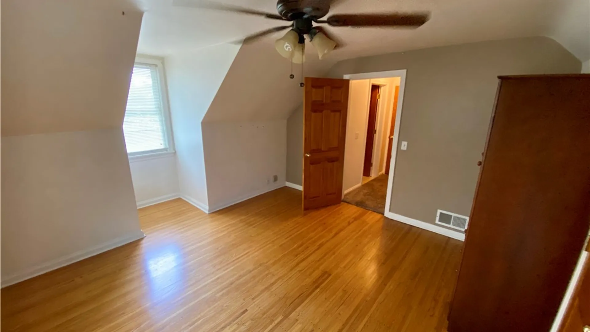 Property at 35 Westmoreland Drive, Rochester, NY 14620 15
