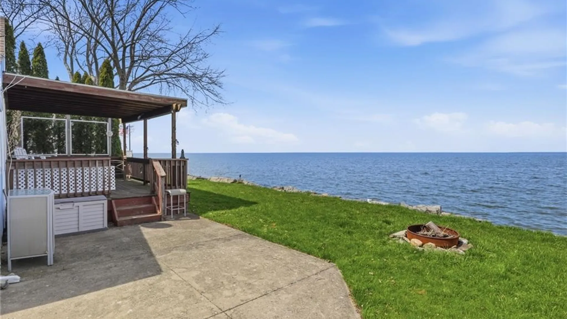 Property at 16055 Lomond Shores, Kendall, NY 14476 3