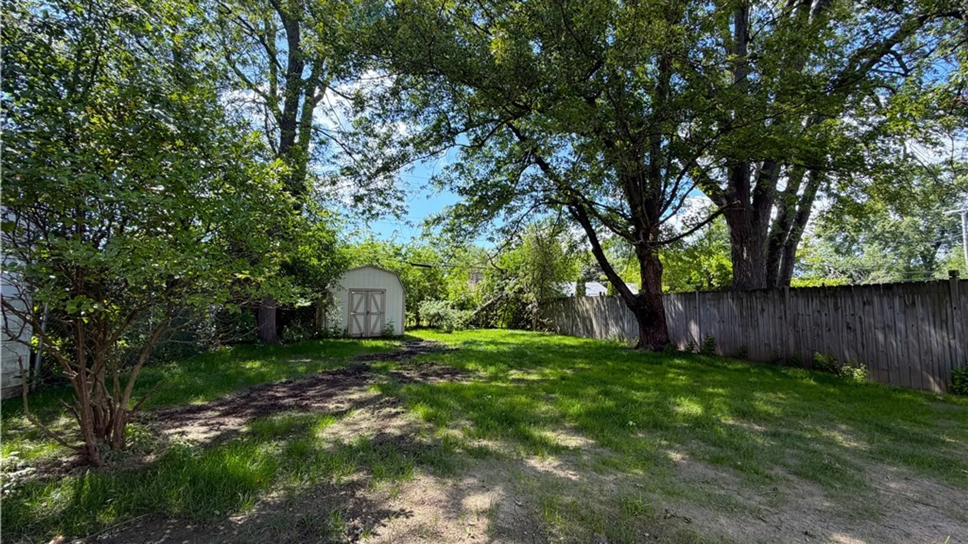 Property at 26 Deumant Terrace, Tonawanda, NY 14223 31